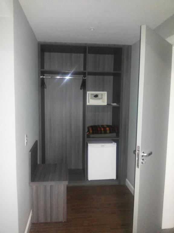 Duque Center Hotel Residence Порту Алегри Екстериор снимка